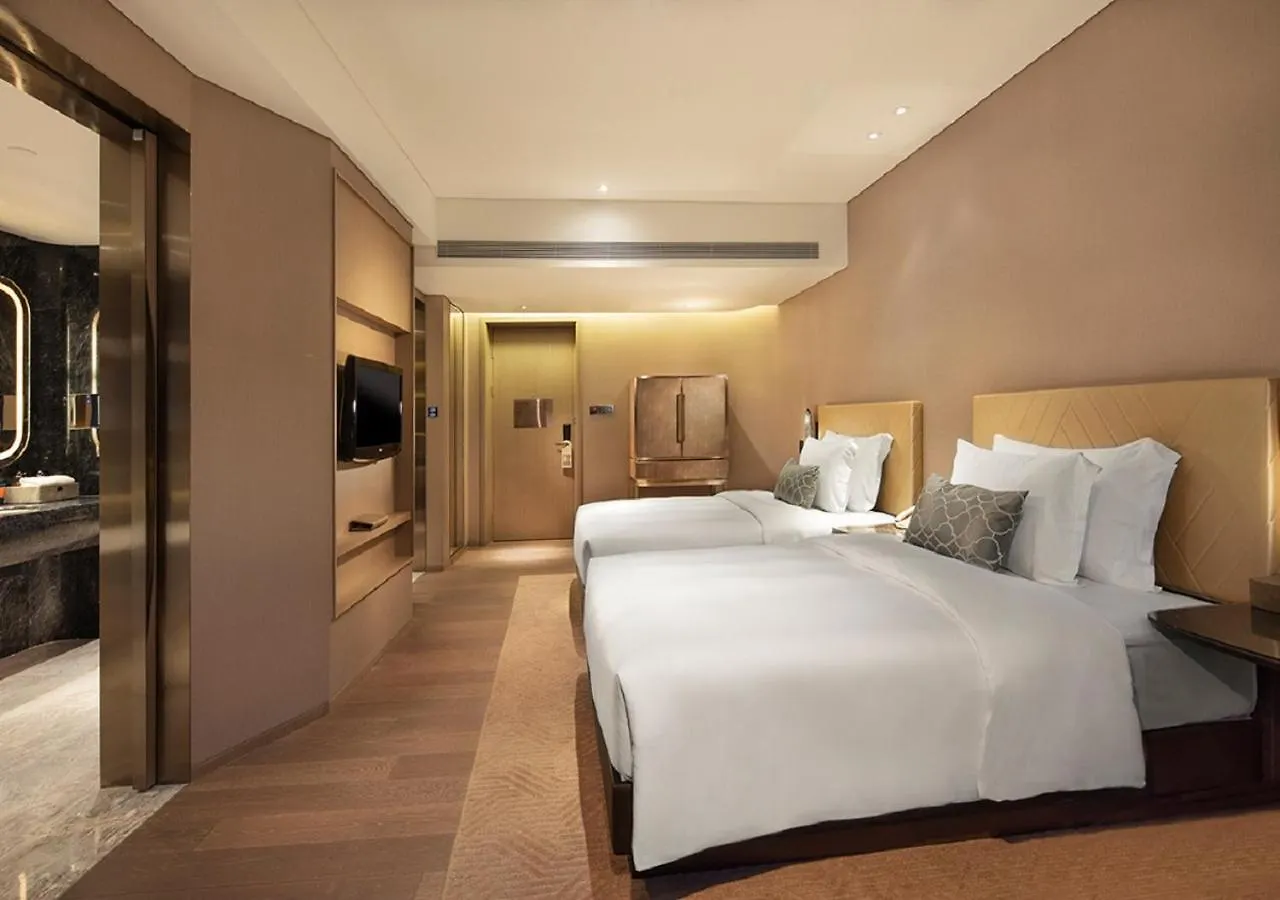 Grand Bay Hotel Zhuhai Chiny
