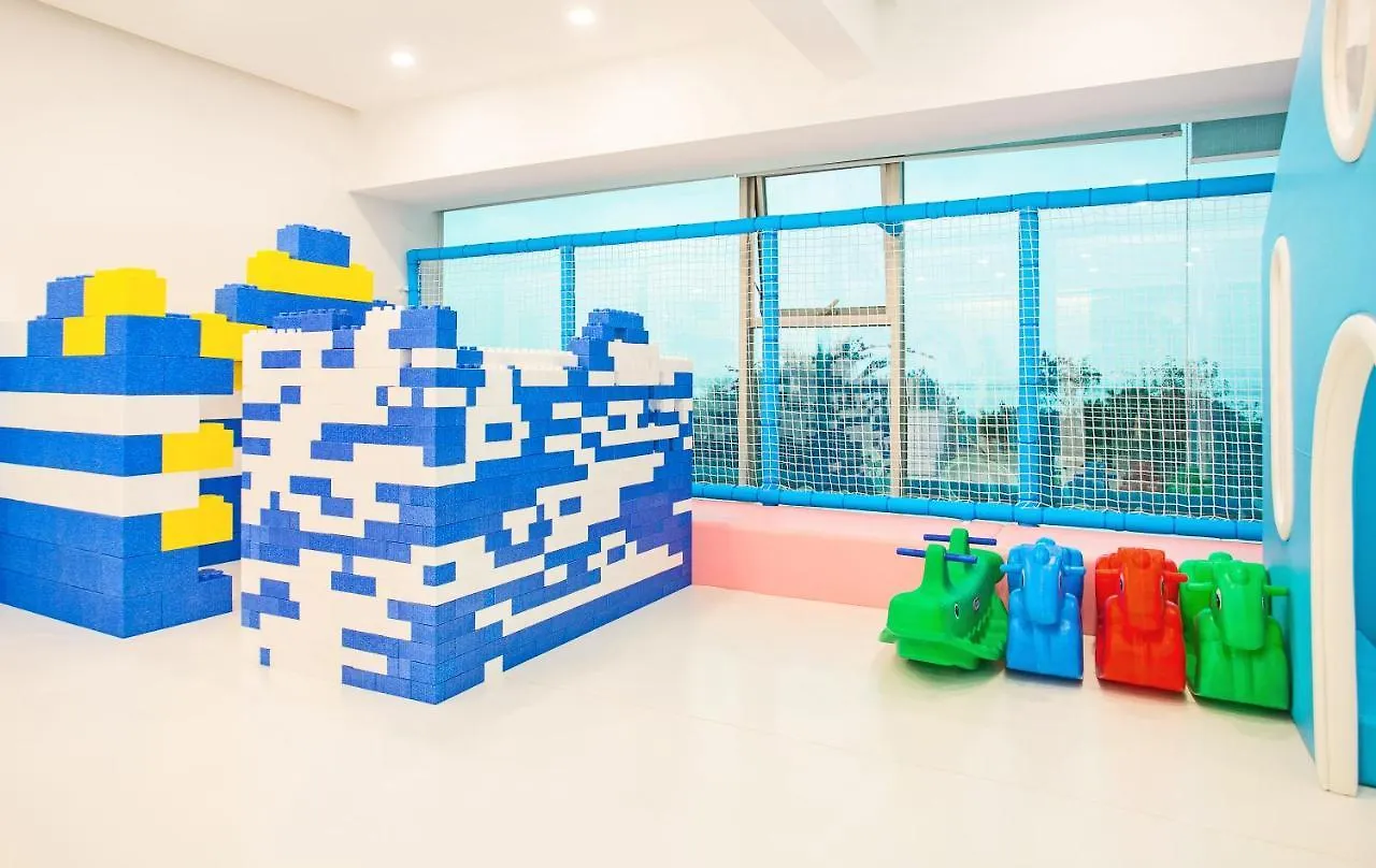 *****  Grand Bay Hotel Zhuhai Chiny