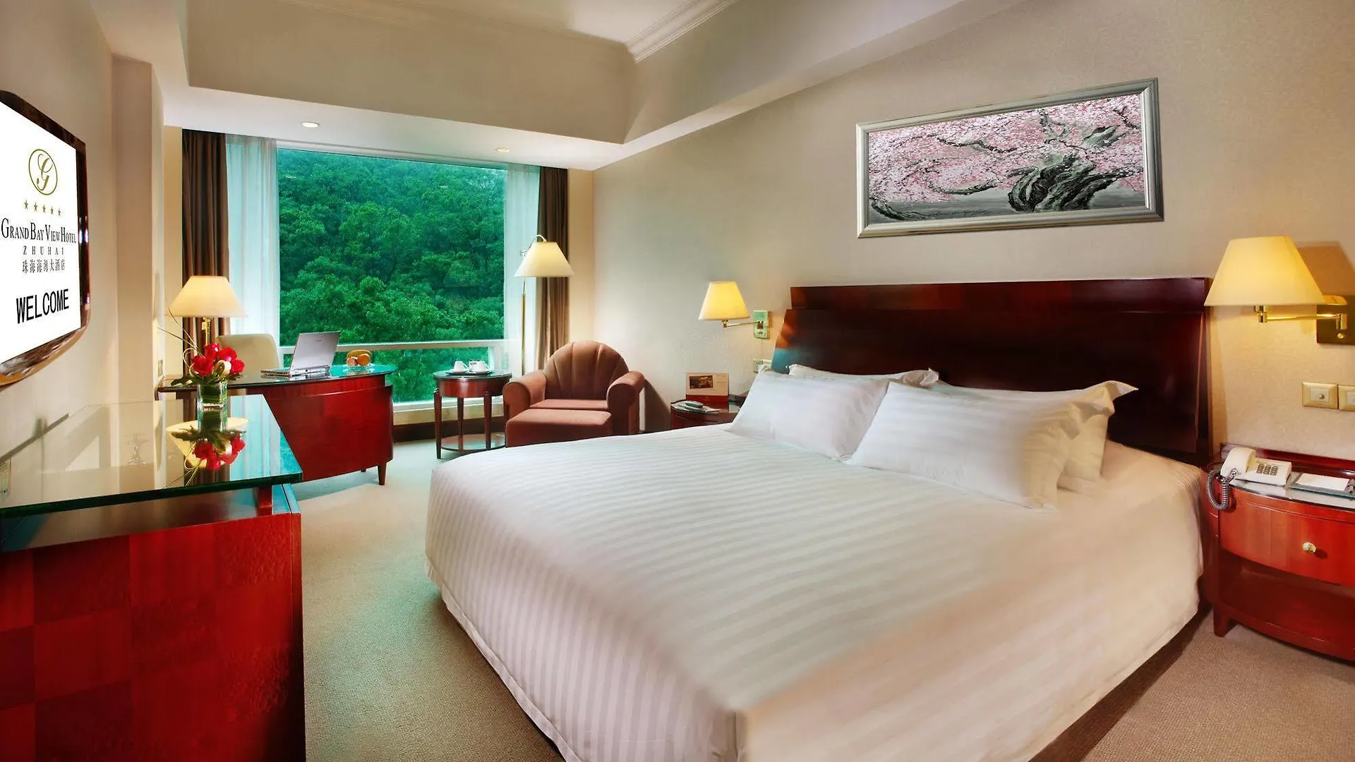 Grand Bay Hotel Zhuhai 5*,  China